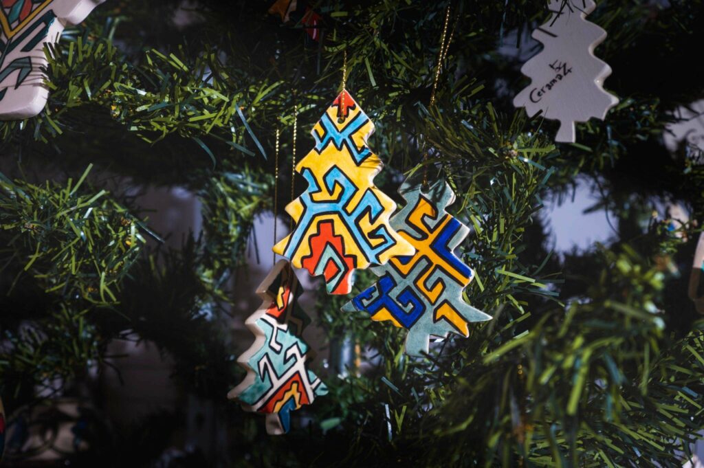 տոնածառի խաղալիք կերամիկական